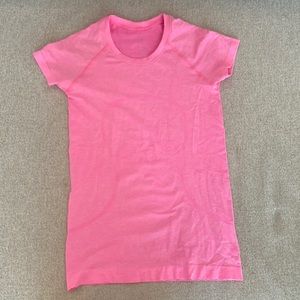 Lululemon Swiftly Tech Short Sleeve Shirt 2.0